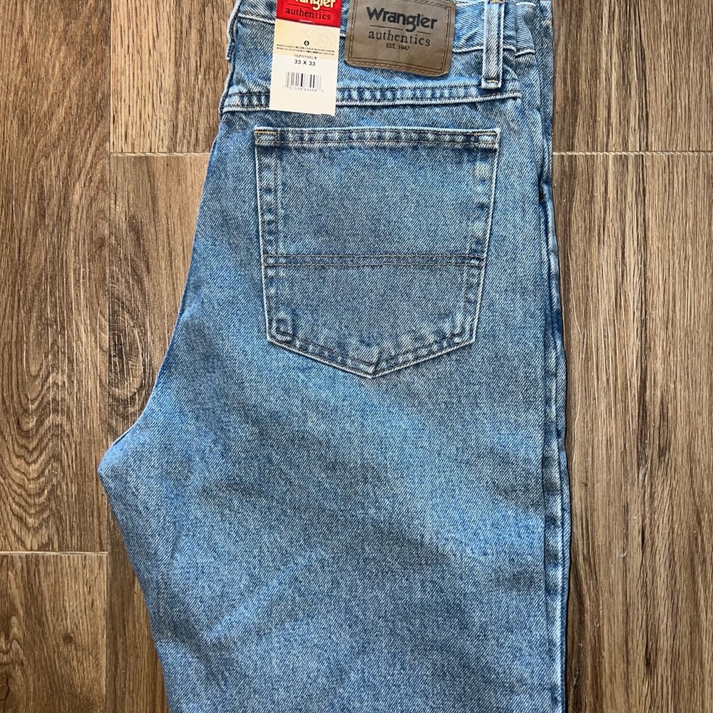 Wrangler Blue Relaxed Fit Jeans Classic Denim